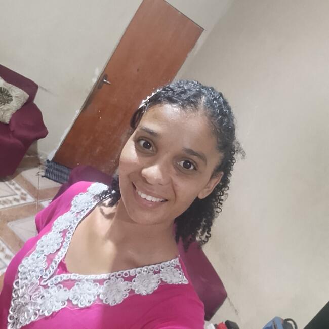 Babysitter in Guarulhos: Larissa