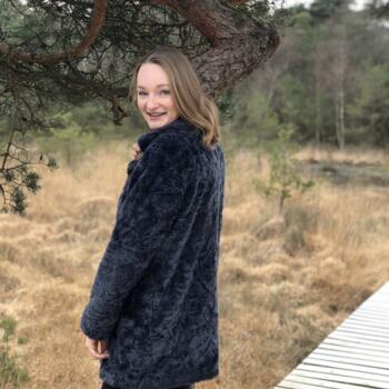 Oppas in Hengelo: Karlijn