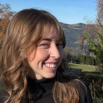 Babysitter in Sunshine Coast: Emma