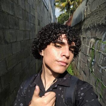 Niñera en Río Segundo (Alajuela): Jostin