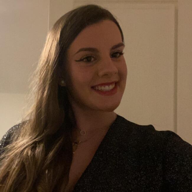 Nanny v Dublin: Léa