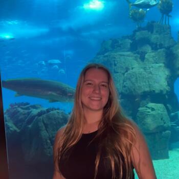 Babysitter in Palmela: Satya Bitner