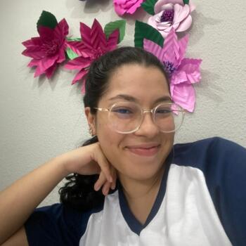 Babysitter in Aparecida de Goiânia: Júlia