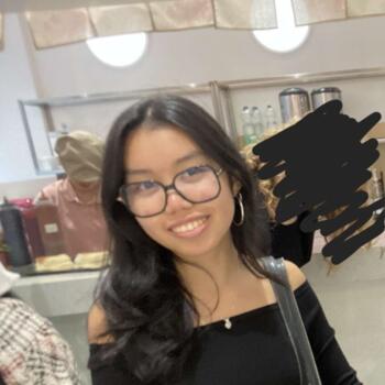 Babysitter in Forges-les-Bains: Anita