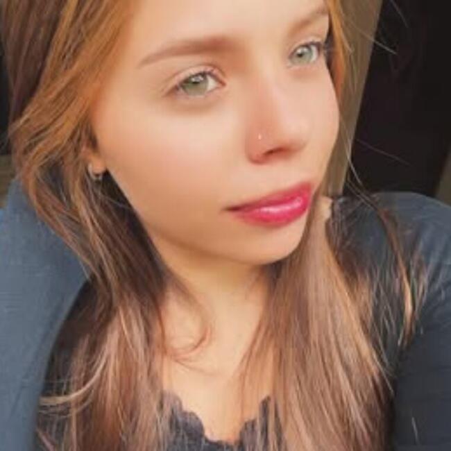 Babysitter in London: Yasmin