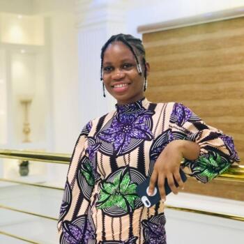Nanny in Tema: Queen Felicy