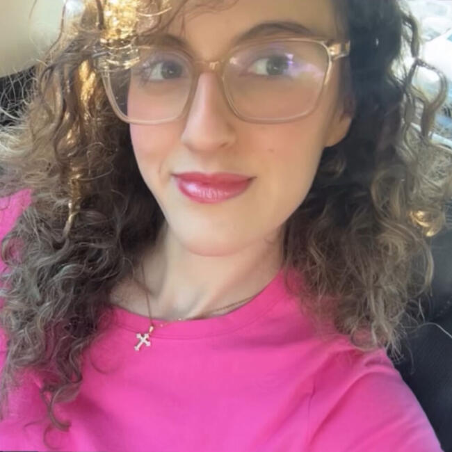 Babysitter in Montreal: Cylia