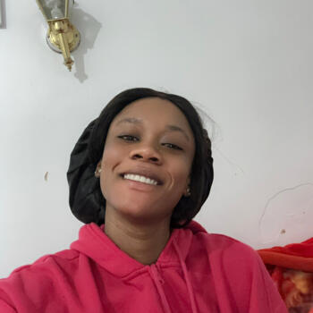 Nanny Toronto: Djaka