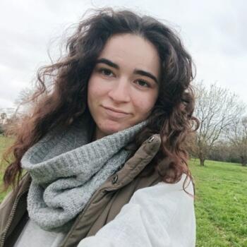 Babysitter in Solliès-Toucas: Aimie