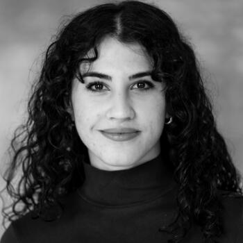 Babysitter Banchette: Elena