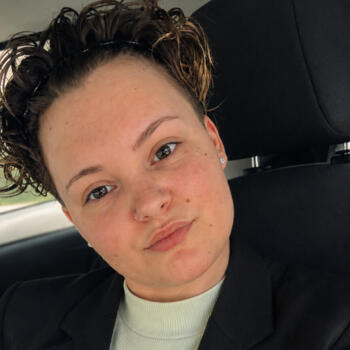 Babysitter in Bretteville-sur-Odon: Faustine