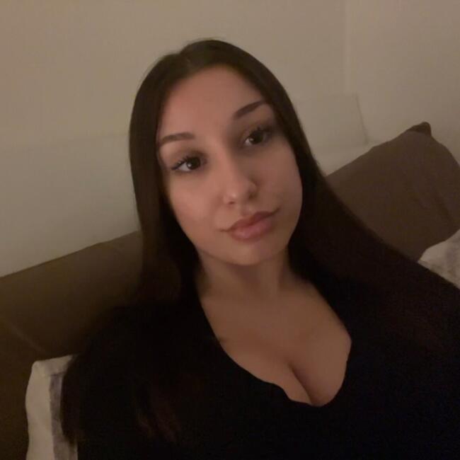 Babysitter in Castel San Pietro Terme: Giulia