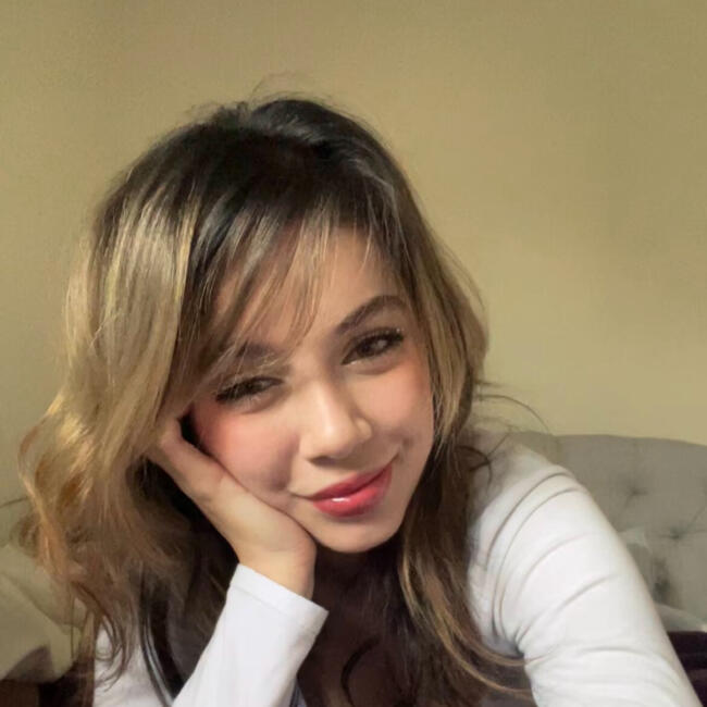 Babysitter in Maitland: Joley