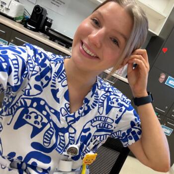 Babysitter Adelaide: Erin