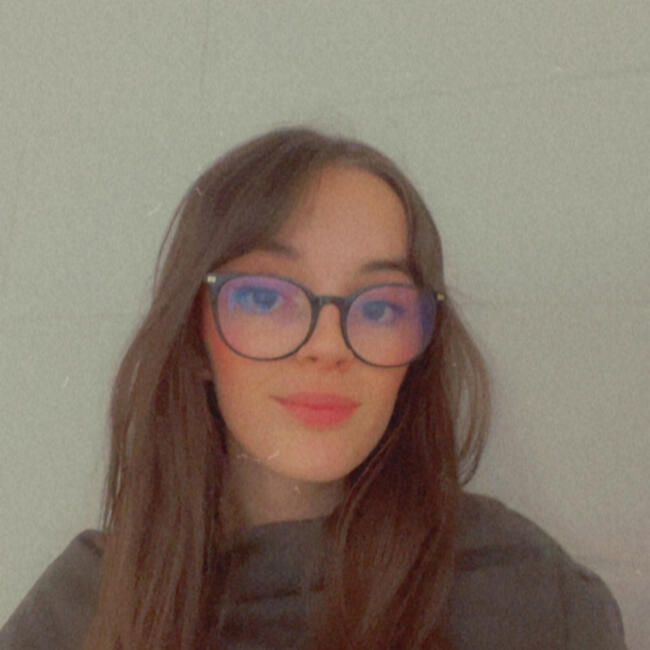 Babysitter in Erquelinnes: Marie