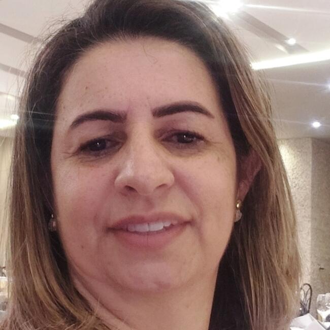 Babá em Londrina: Eliane