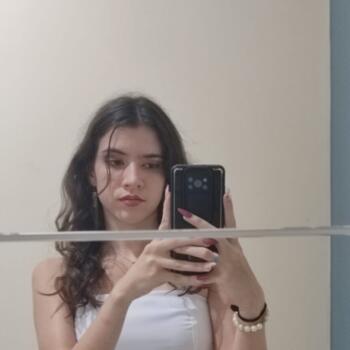 Babysitter in Caicó: Alana