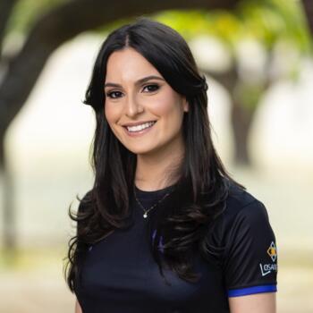 Babysitter in Pará de Minas: Tamires