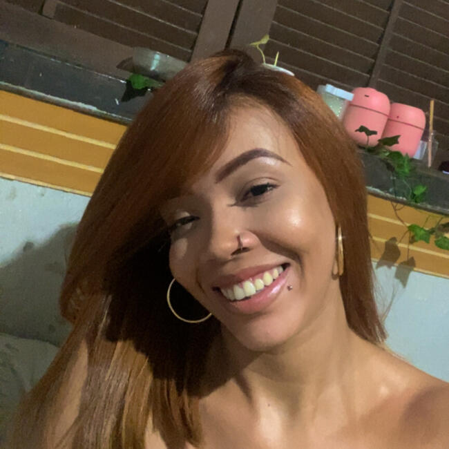 Babá em São Vicente: Larissa