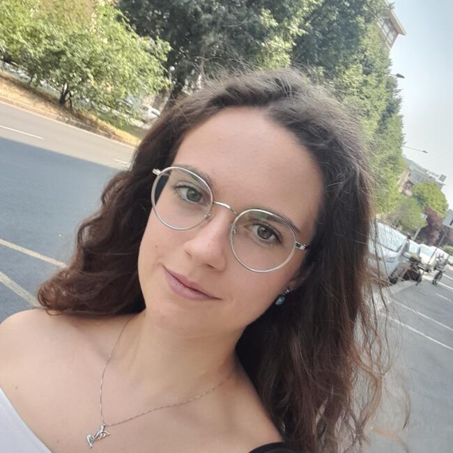 Babysitter in Collegno: Eliana