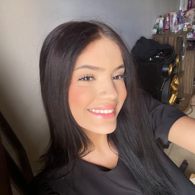 Babysitter in Sete Lagoas: Franciele