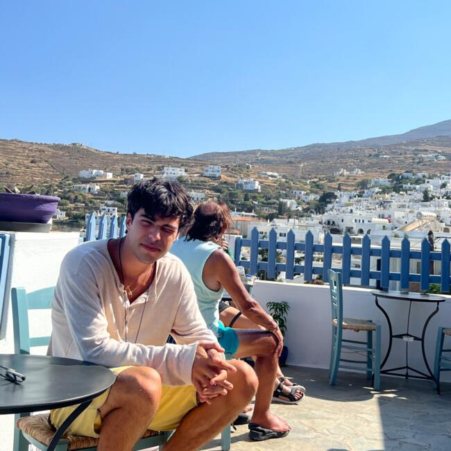 Babysitter στην περιοχή Αργυρούπολη: Nikolaos