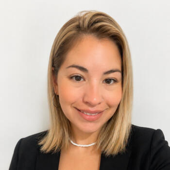 Babysitter Pilar: Rocio Valdez