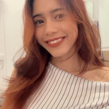 Babysitter in Singapore Island: Putri