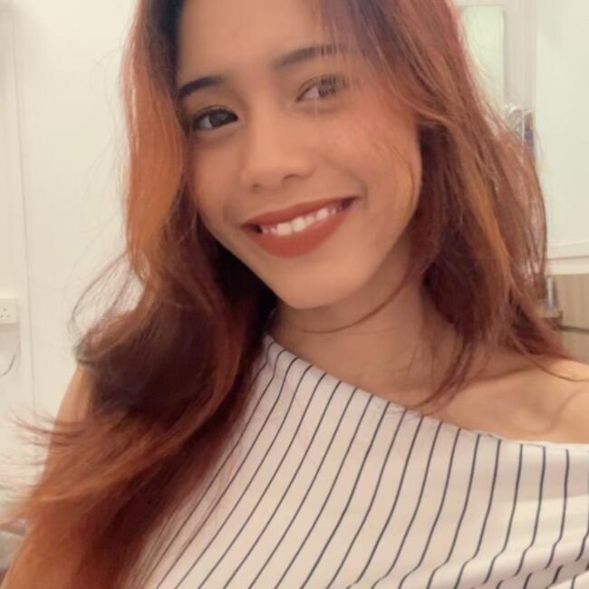 Babysitter in Singapore Island: Putri