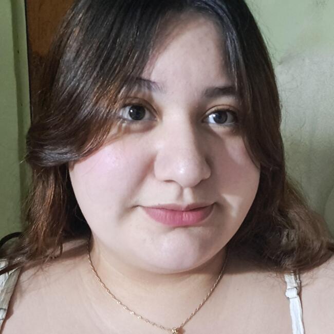 Babysitter in Montevideo: Nicole