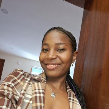 Babysitter στην περιοχή Μπράγκα: Mirela