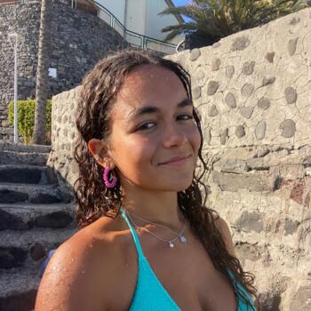 Babysitter in Caniço: Vera