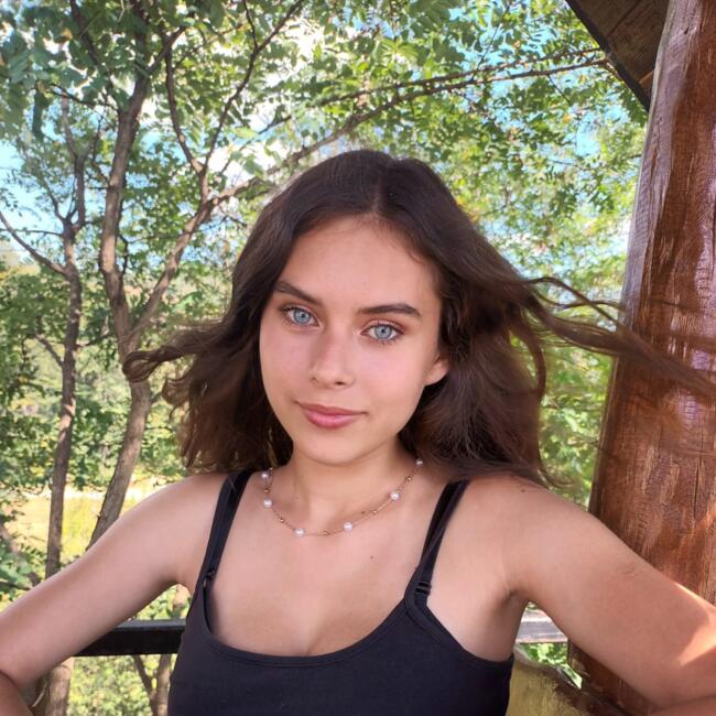 Babysitter em Odivelas: Sara