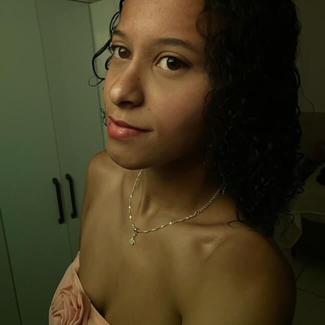 Babysitter in Varginha: Ana Beatriz