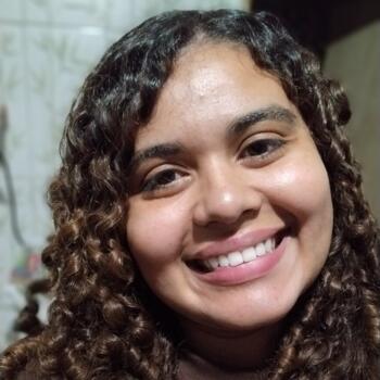 Babysitter Osasco: Roseane