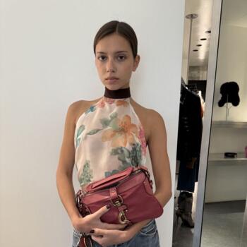 Babysitter in Amboise: Eva