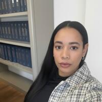 Scarlette De La Cruz