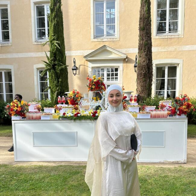 Babysitter in Le Mans: Zara
