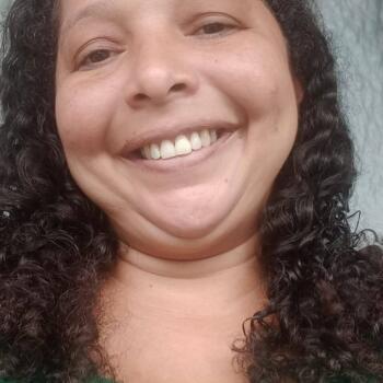 Babysitter in Belém: Daniele viana