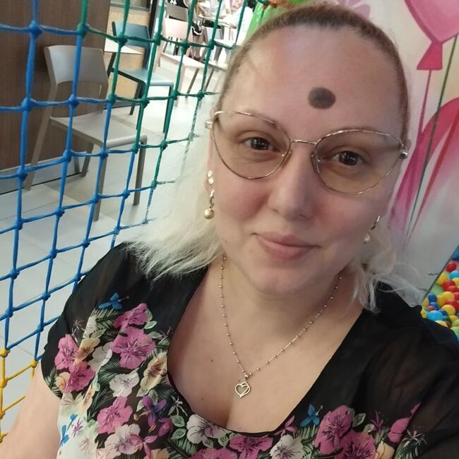 Babysitter στην περιοχή Βουκουρέστι: Anamaria