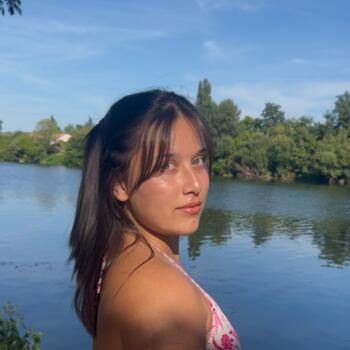 Babysitter in Bergerac: Celia