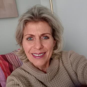 Babysitter in Porto Alegre: Simone