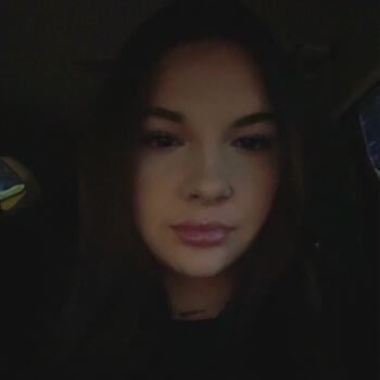 Baby-sitter in Surrey: Lillianna