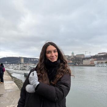 Babysitter a Roma: Giulia