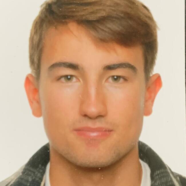 Babysitter in Nottingham: Paul