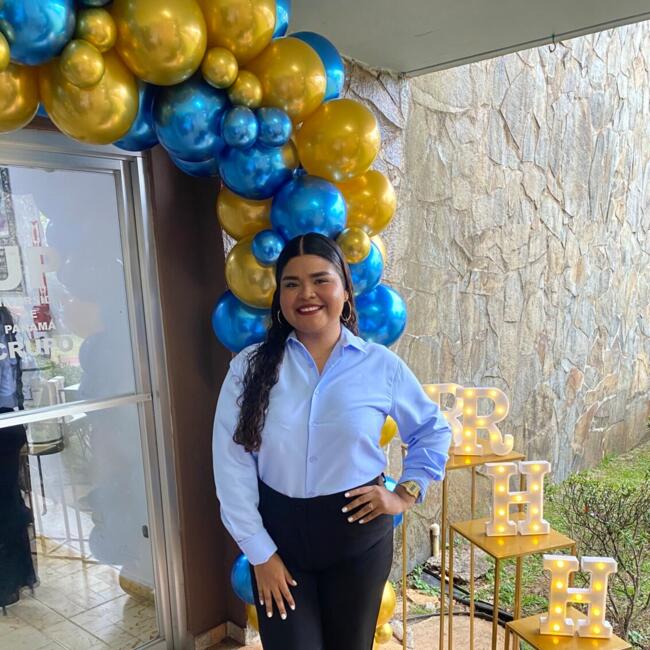 Babysitter in Panama City: Nayrubis