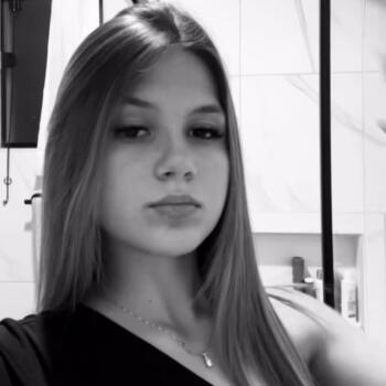 Babysitter in Andradas: Isabella