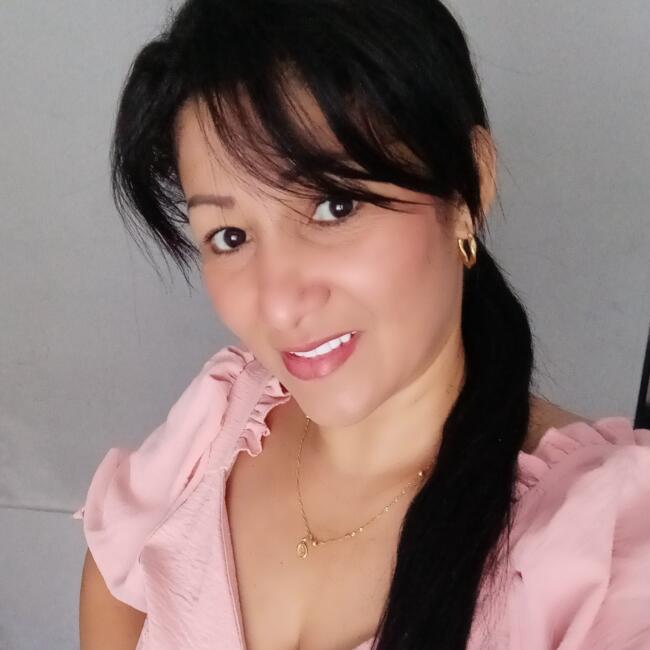 Babysitter in Santa Marta: Genina