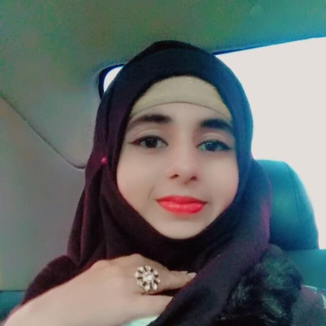 Babysitter in Hamilton: Iqra