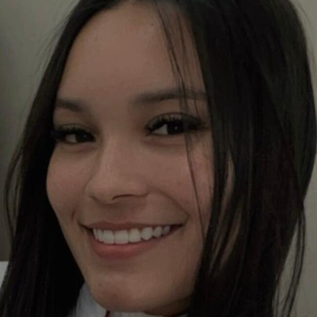 Babá em Barretos: Laura